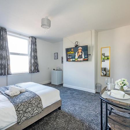 *Rc246*For Your Relaxed & Cosy Stay + Free Parking Leeds  Kültér fotó